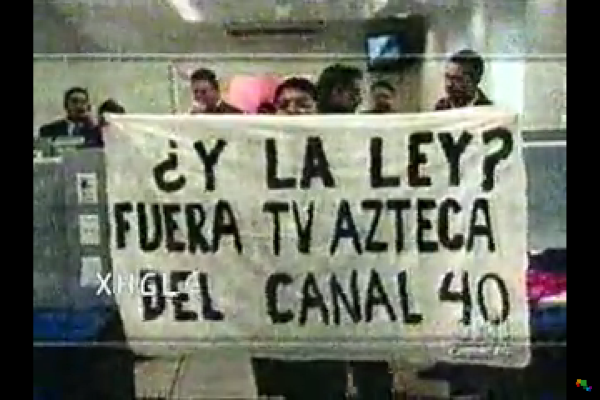 ErnestoHunnelli's tweet photo. @adn40 @LuisaAlcalde @SEGOB_mx @GN_MEXICO_ ¿Ya se les olvidó cuando un comando armado privado despojó a CNI el canal 40?

Por cierto, el titular más bien va así: 
"México recupera un Parque Nacional que nutre la red hídrica que integra 4 áreas naturales de la región" https://t.co/8iXW2tUof1