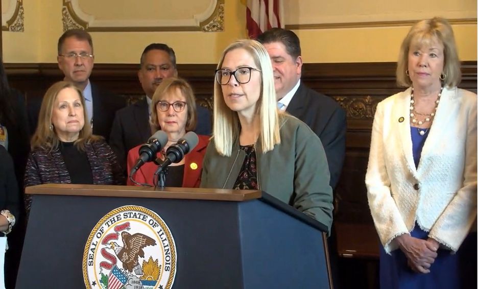 IL State Med Society (@illinoisdoctors) on Twitter photo Great job by Dr. Dignan-Moore from <a href="/SpfldClinic/">SpfldClinic</a>. She testified at yesterday’s hearing on the Healthcare Protection Act. We agree, “Doctors should be able to treat patients as they see fit.” Great job by Dr. Dignan-Moore from <a href="/SpfldClinic/">SpfldClinic</a>. She testified at yesterday’s hearing on the Healthcare Protection Act. We agree, “Doctors should be able to treat patients as they see fit.”