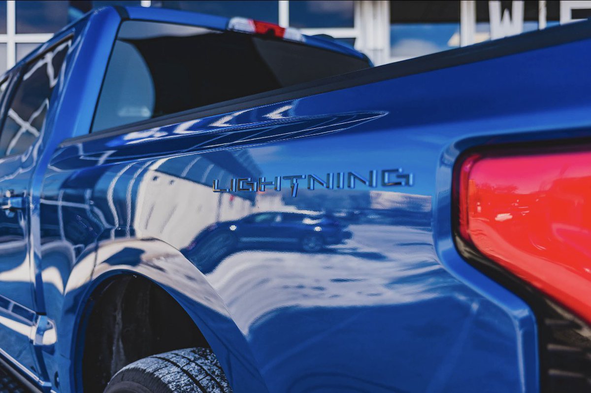 TheFordFANatic's tweet photo. 🚨FANatic Ticket Challenge🚨
 
Throughout all of our Ford Test Drive events the Ford F-150 Lightning has been a superfan favourite⚡️ From its seamless drive to the electrifying Pro Power Onboard feature, this vehicle is always there to support you! https://t.co/4AOVD1uJ0l