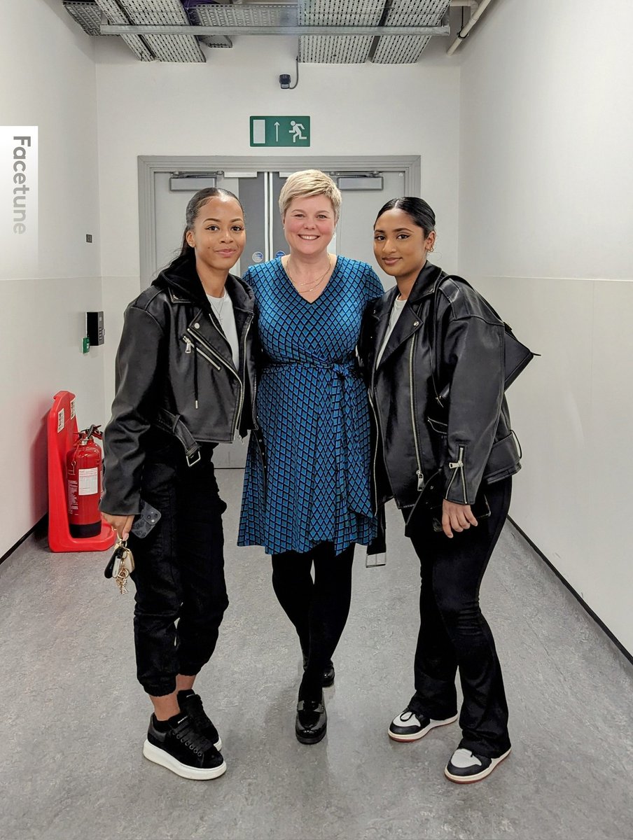 2/2 It was also a super proud day to welcome back these two ex-Trinity engineering students, Kenisha and Muminah, and listen to them give advice to the next generation of engineers. #proudteachermoment #WomenInSTEM #IWD24