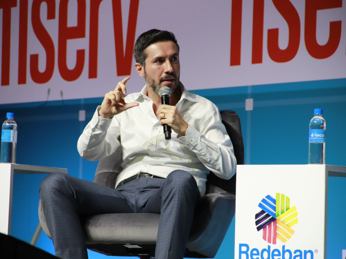 Felipe destacó la importancia de desarrollar ecosistemas financieros digitales y regular los estándares en finanzas abiertas. Esto impulsará la competencia, la entrada de nuevos actores al mercado y garantizará transparencia e inclusión financiera.