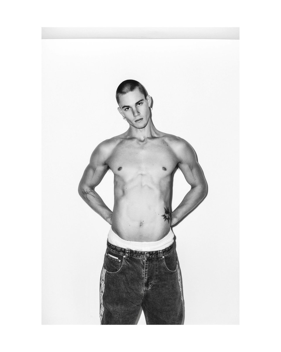 Ori_Lev's tweet photo. Samuel @NextModels x @mmscene https://t.co/s60YDBcfPU