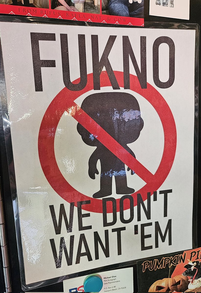 itsratnest's tweet photo. we only buy/trade for japanese goods.
please stop getting upset when i tell you i don't want these ugly things. https://t.co/fqL1wcxrx7