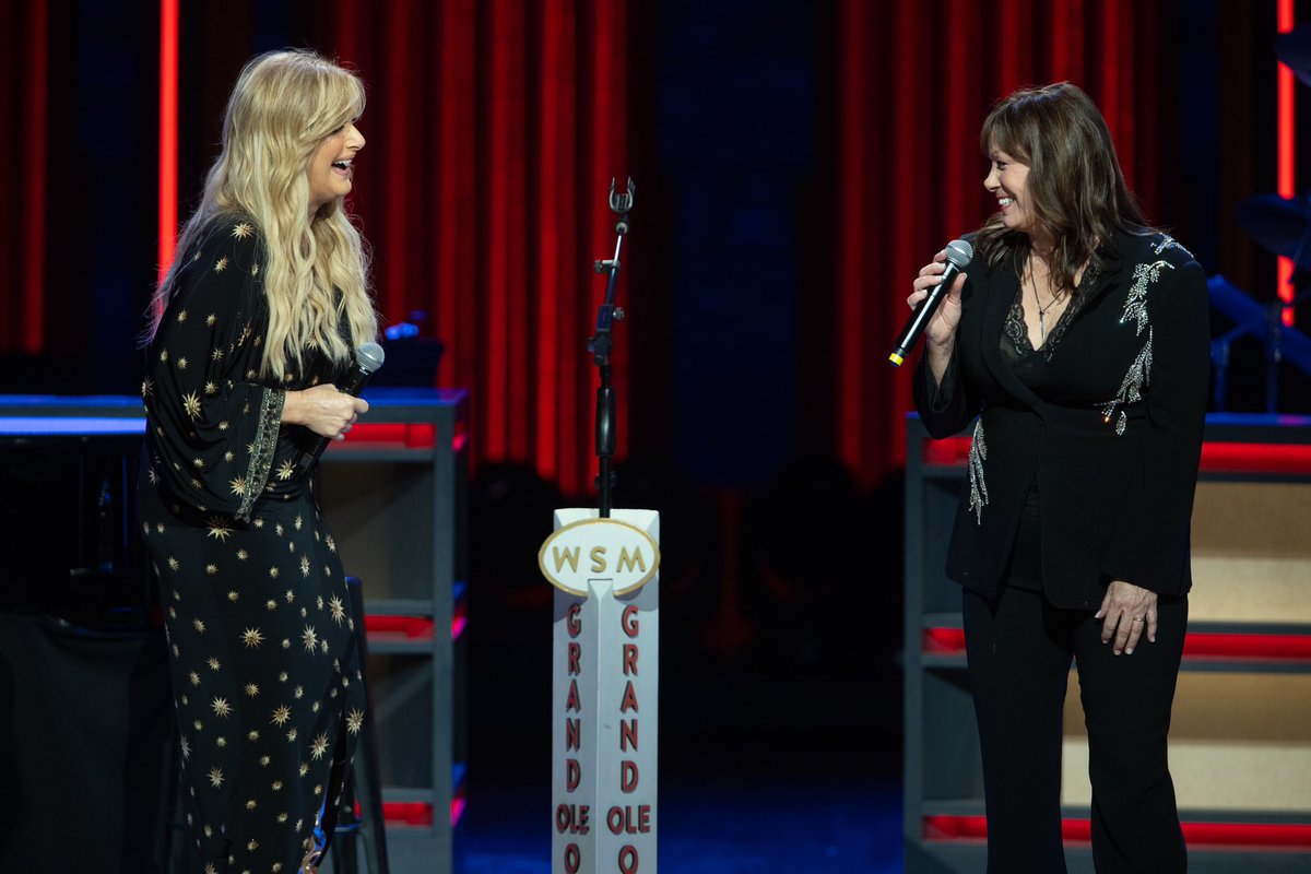 It truly feels like yesterday I was invited to be a member of the @opry. Celebrating 25 w/some of my favorite women was truly the cherry on top! Terri Clark, Pam Tillis & Suzy Bogguss, thank you from the bottom of my heart for celebrating with me at the Opry!