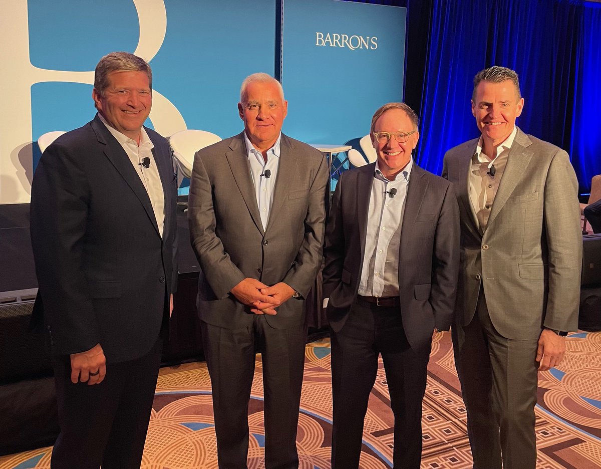 David DeVoe (@daviddevoe1) on Twitter photo Had a blast moderating a session with this dream team of acquirers. Thank you for having me at the <a href="/barronsadvisor/">Barron's Advisor</a> Independent Summit!
<a href="/SavantWealth/">Savant Wealth Management</a>, MAI Capital Management & <a href="/StewardPartners/">Steward Partners</a> Had a blast moderating a session with this dream team of acquirers. Thank you for having me at the <a href="/barronsadvisor/">Barron's Advisor</a> Independent Summit!
<a href="/SavantWealth/">Savant Wealth Management</a>, MAI Capital Management & <a href="/StewardPartners/">Steward Partners</a>