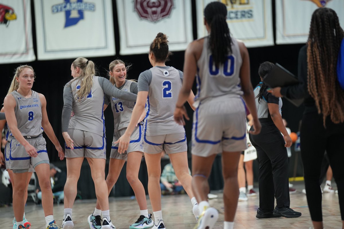 .@Mya_gee32's career day powers Sycamores to opening round MVC Tournament win 📰 tinyurl.com/2u9a8343 #MarchOn | #OneGoalOneFamily