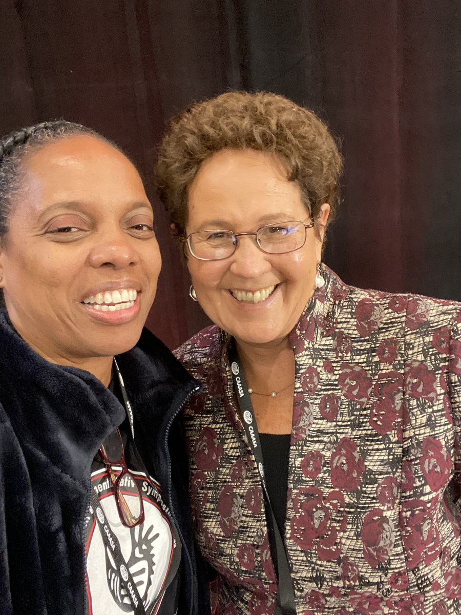Excited to share a moment with Dr. Linda @LDH_ed at the 2024 @theCAAASA conference. She shared progress, pushback, and policies of Brown v Bd of Ed 70 yrs later. She also shouted out @Prof_MPastor in her comments 🎤🌺