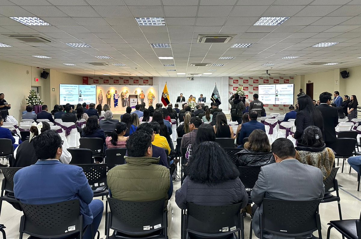 Defensoría Pública del Ecuador tweet media