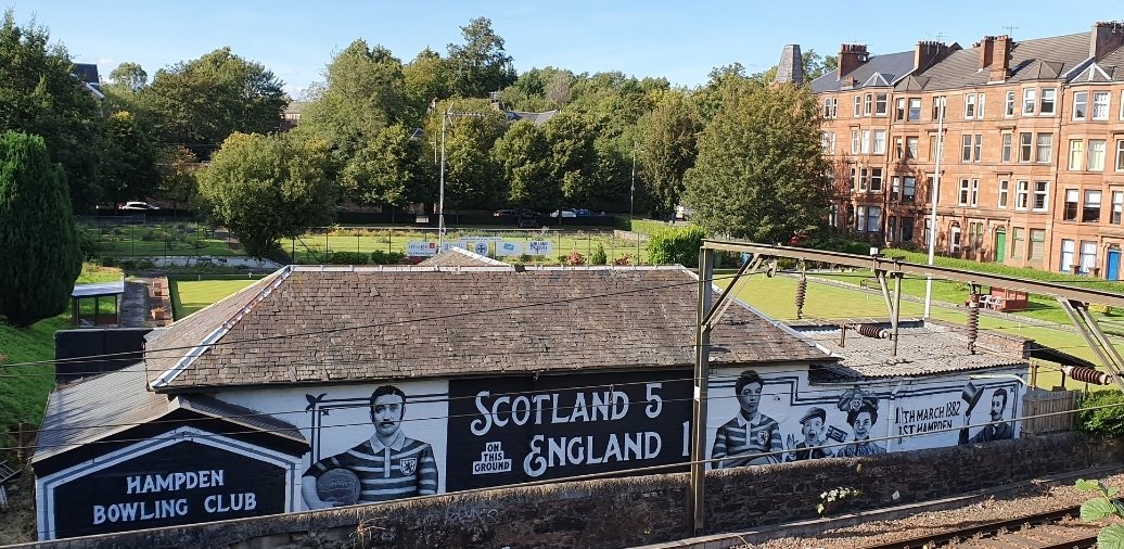 The back wall of Hampden Bowling Club in 2015. The revered 'Football historians' didn't believe their story. Now it's part of the world's biggest open-air football museum. Historians didn't create it. We did. Through blood, sweat and tears. Not words. 🌳 #FootballsSquareMile