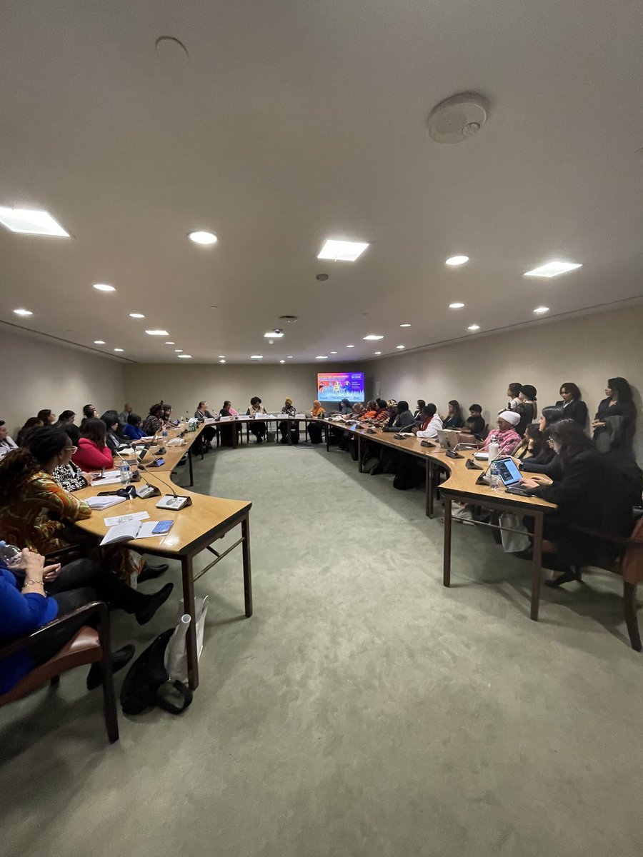 Inspired by a #Canada-sponsored #CSW68 event on women’s resource rights where women activists, academics and #Somalia’s @MwomenHRD offered thought-provoking remarks. Equal ownership and access to land/resources for women and men is foundational to advancing #gender equality.