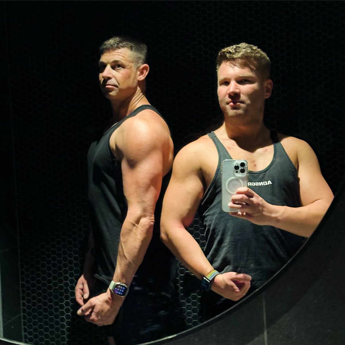 Mattyjchambers's tweet image. Morning shoulder workout done and dusted 💪 .. a selfie was needed 😊