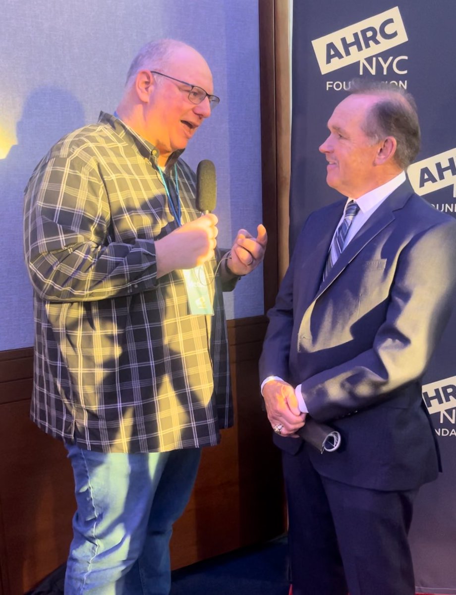 Tonight. SportsBash, presented by <a href="/TicketBash/">TicketBash</a>, covered the <a href="/AHRCNYCFDN/">AHRC NYC Foundation</a> Thurman Munson Awards event at Chelsea Piers and we talked to Diana Munson, Tino Martinez and Howard Johnson. Look for our special edition of SportsBash to drop on Friday! #RepBx #LGM #SchwartzOnSports