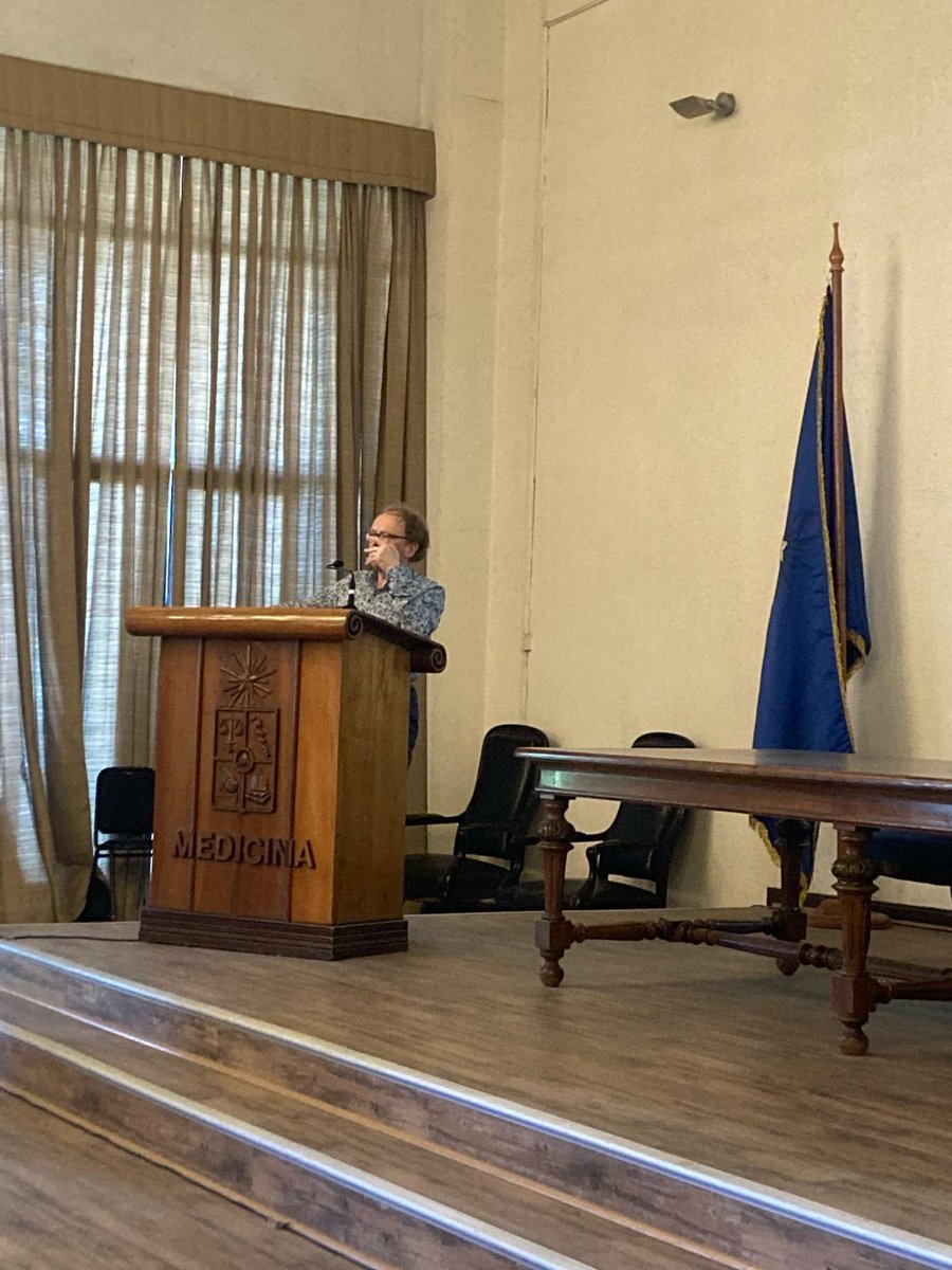 AMartinezArias's tweet image. Shared stage @MedicinaUChile w/ @PavelTomancak and @mayor_lab  in closing symposium of @EMBO on Optics, Forces and Development. Imposing venue, great mural by Mario Toral and a theme of #morphogenesis and emergent evidence of #NotIntheGenes in #DevBio and #Evolution #LatinAmerica