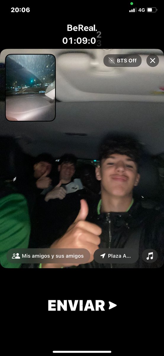 🧑🏿‍🦲😀