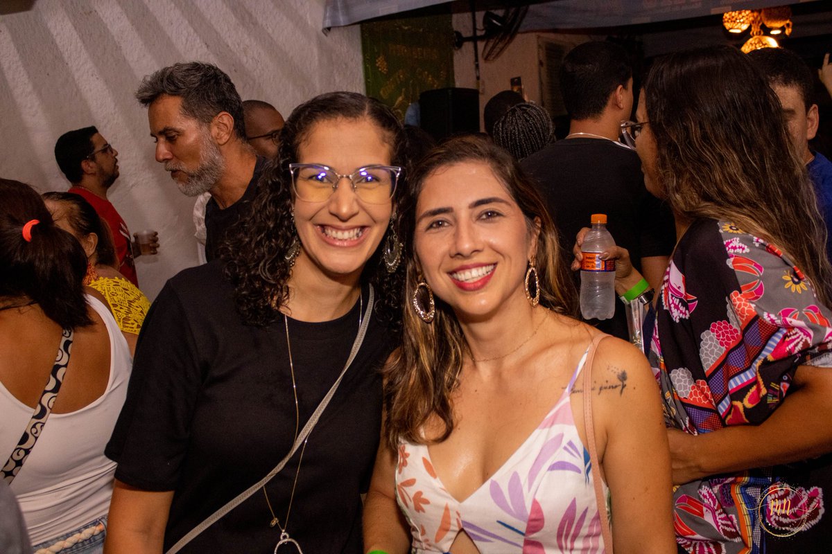 sambadapitomba's tweet image. #tbt mais que especial, samba das mulheres ! 
@manuelanunes_fotografia