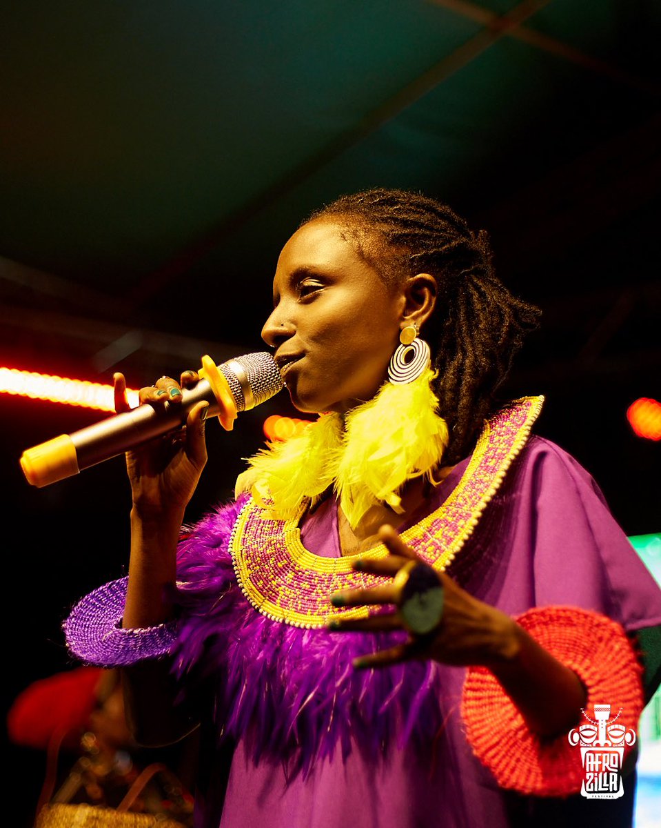 afrozillafest's tweet photo. Spirits high, @nyawirasiren spreading great energy 🔥🎶 giving back to Mother Nature #afrozilla #PeaceAndLove https://t.co/EJ9zBLFU6t