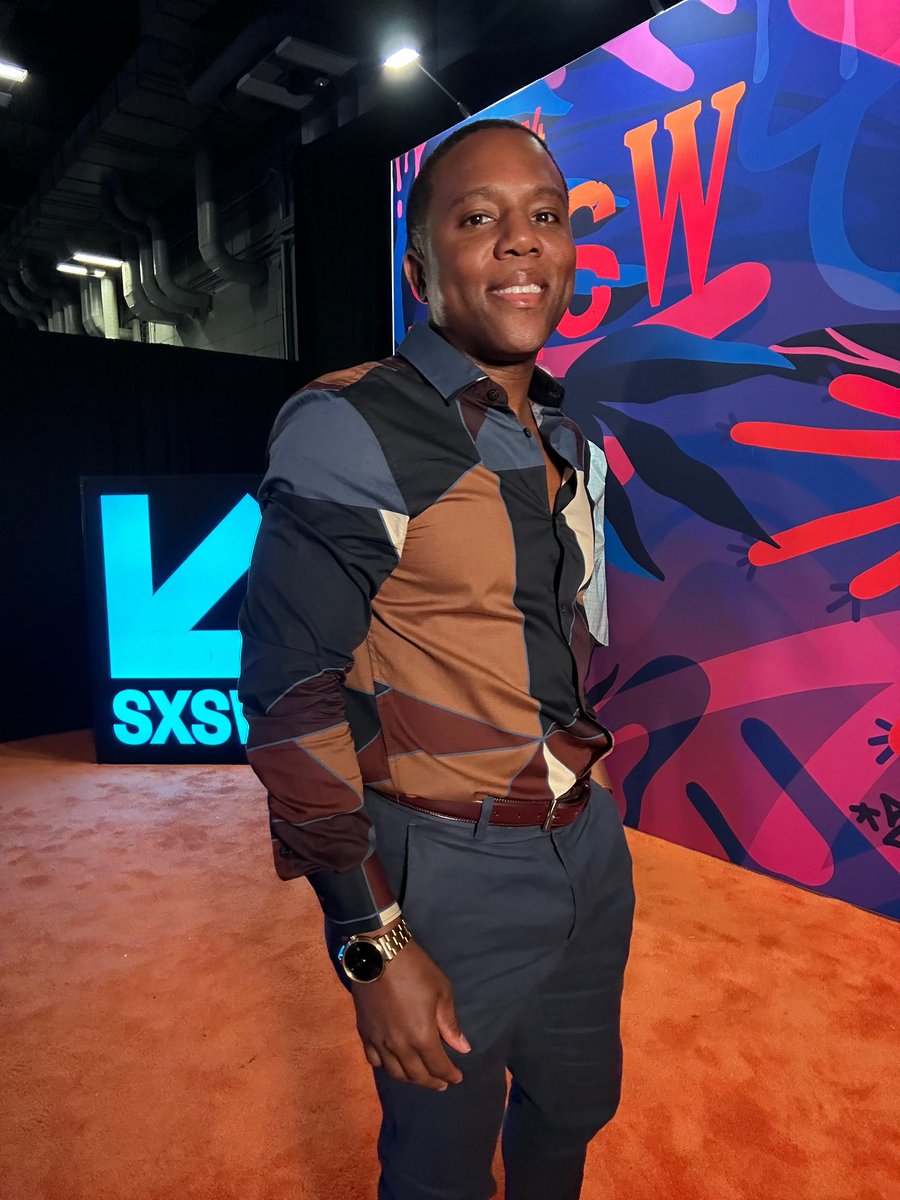 My first day at <a href="/sxsw/">SXSW</a> started at the Austin Convention Center where I had to pick up my badge, and of course take a few pics. This trip is all about content and I’m getting a lot of it. 

#sxsw2024 #sxsw