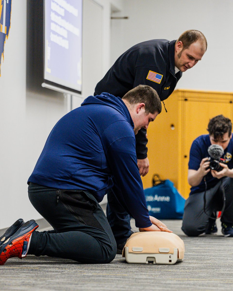 KentStFootball's tweet photo. When the heat is on, our team now knows how to keep cool, thanks to the Kent firefighters' CPR, fire safety and other life-saving tactics. They are being prepped for all life's plays, thank you Kent State Fire Department! 🔥🚒
#KentGRIT⚡️| #ALLIN | #FlashForLife https://t.co/mo9v7Tfkme