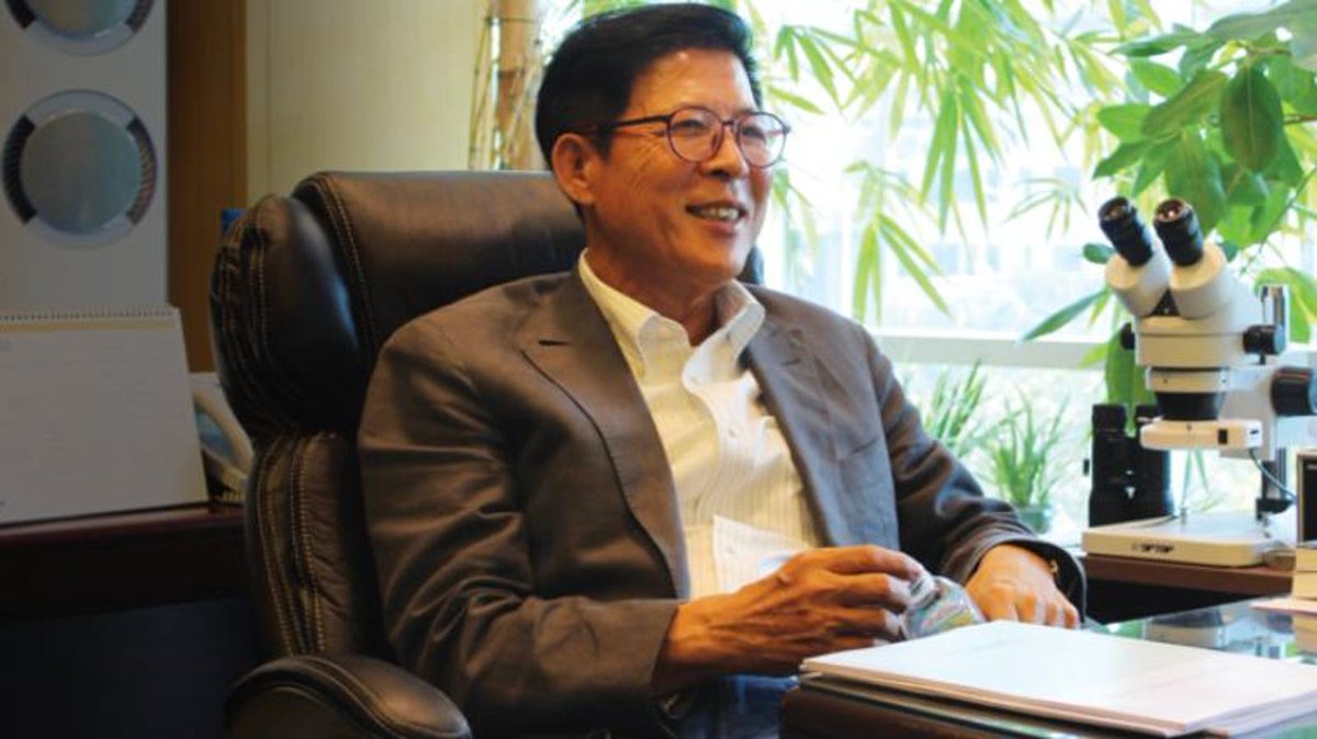 Founder Of Chip-Testing Firm Rides AI Boom To Become South Korea’s Newest Billionaire trib.al/WFYtlY0