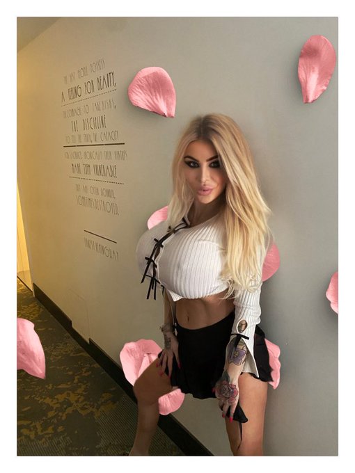 I&rsquo;m so happy being in NYC!  Weather is perfect. My current goal is to embrace my petite figure.  I am