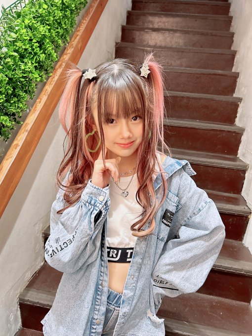 Twitterのコスプレ画像13