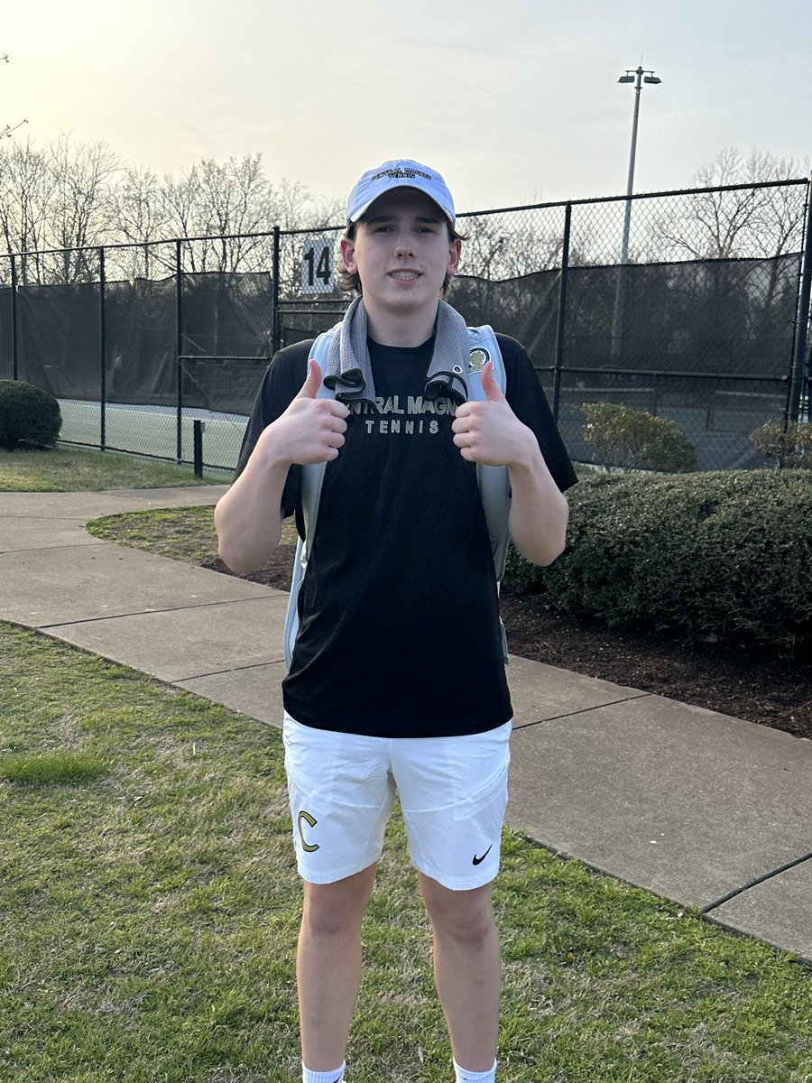 CMS Tiger Tennis (@cmstigertennis) on Twitter photo Everett Smith secures the WIN for the Tigers with an 8-1 victory over <a href="/Blackman_Tennis/">Blackman High School Tennis</a> at #1 singles! Everett Smith secures the WIN for the Tigers with an 8-1 victory over <a href="/Blackman_Tennis/">Blackman High School Tennis</a> at #1 singles!