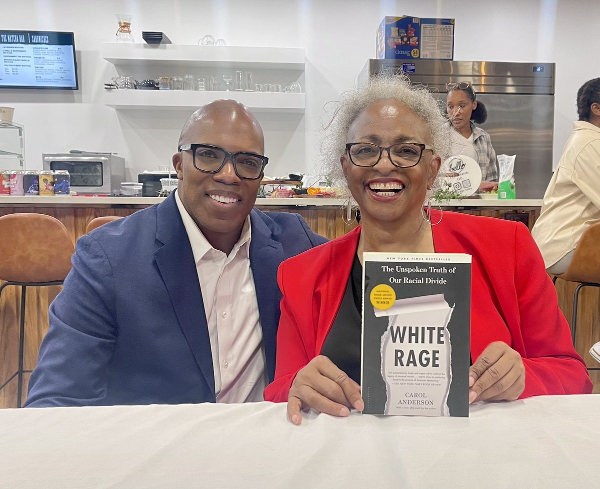 nehemiahdfrank's tweet image. Thank you so much, Carol Anderson, for joining us in Tulsa to share your powerful film "I, Too" with our community. The film sheds light on important issues we've faced in Oklahoma. Looking forward to more collaborations in the future! 🎥📚 #IToo #NewYorkTimes #BestSeller