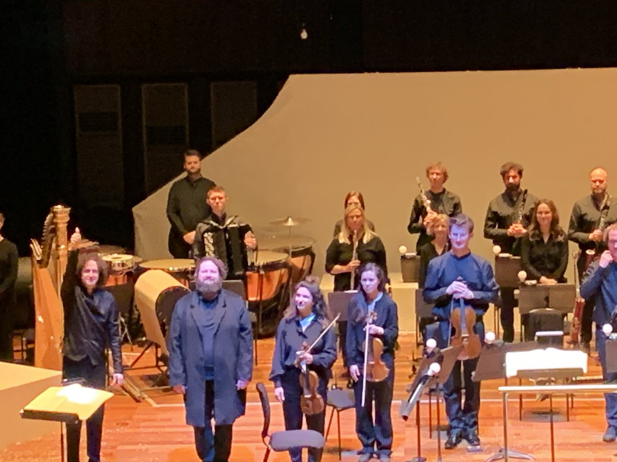 Fabulous performance at @southbankcentre of the Zender orchestrated version of Winterreise song cycle. Amazing musical skills from @fatboyclayton @auroraorchestra @nicholascollon