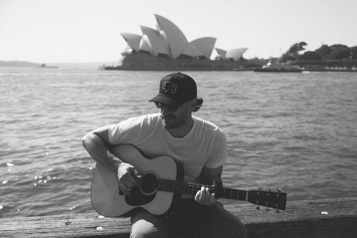 Played some new songs in front of the Sydney Opera House yesterday to literally just the man who thought he was Usain Bolt running up the stairs and the person who took these pictures, thanks for listening Evan, even if you had to. I'll start showing y'all some new songs on the