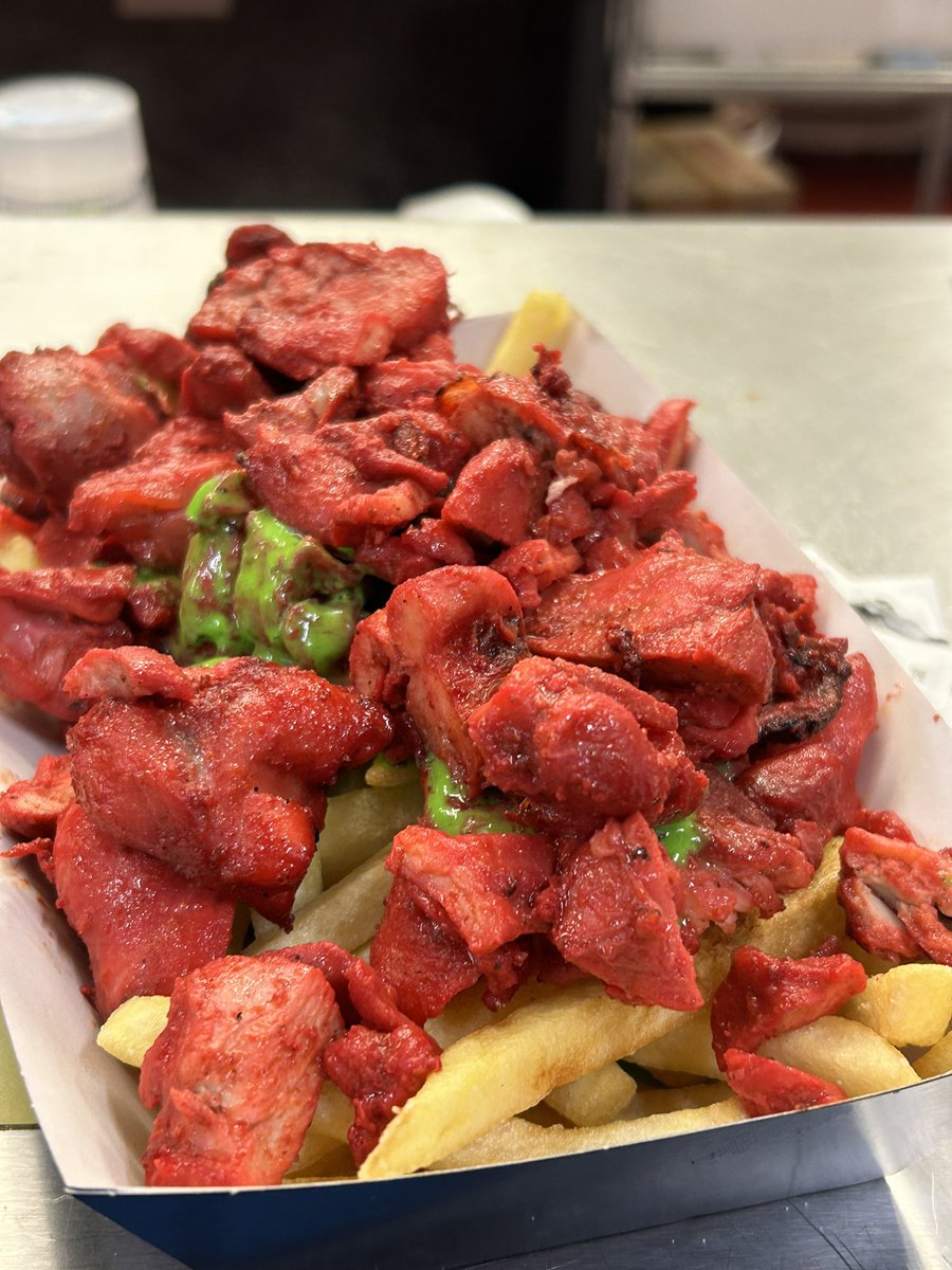 #avfc football cheat code after 3 pints of Guinness on an empty stomach got my feed on with a double portion of 🍗 hit the sweet spot!