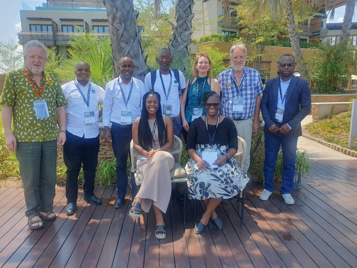 TheLandAlliance's tweet photo. #ICYMI| CIFOR-ICRAF and @ca4sh_global held a session at the ongoing #AcceleratingNbSConference on Scaling Farmer-centered solutions from the #Soil up across Africa.

"Healthy soil practices improve ecosystem functions for years to come."

Many thanks to our panelists &amp; attendees. https://t.co/lSr9IGyUJZ
