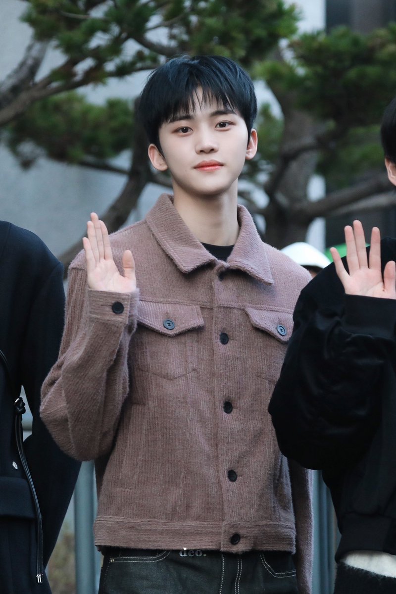 240315

#루네이트 #LUN8
#도현 #박도현