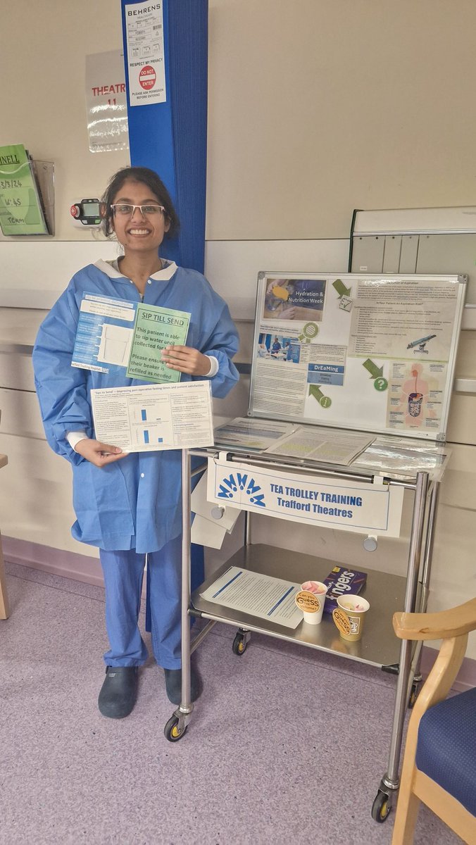 3rd Yr St Nurse Shere smashing leadership & management targets by presenting Tea Trolley Training to staff on how 'Sip to Send' initiatives can improve patient care & satisfaction as part of @WTWAeducation Hydration & Nutrition week. @NMSW_UG @RNLouiseWareing @markkeegan24