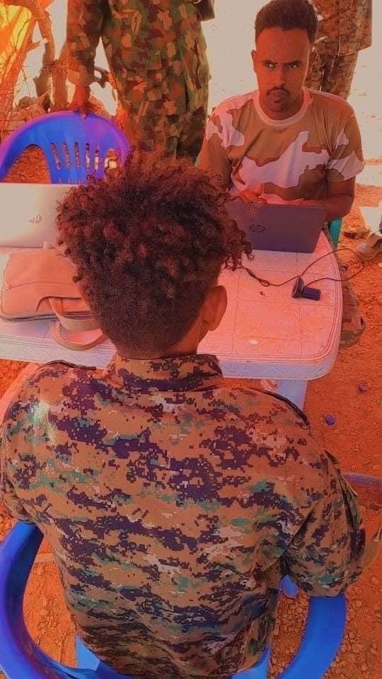 G0RG0R_'s tweet photo. #SscDefenceForces Digital Registration process is underway๐ช๐พ
@SSCKhaatumo https://t.co/MEVq3hVR5A