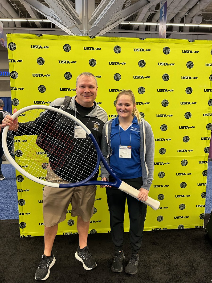 Father and daughter at Cleveland OH #SHAPE2024 together!
#SHAPE America Major of the Year, Jaycee Kellett, class of 2024,  &amp; Jay Kellett, class of 1995 rock! #SYCAMORES