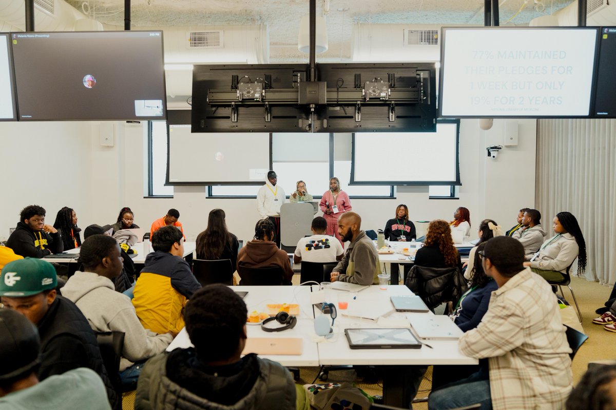 googlestudents's tweet image. Last month, we hosted our 3rd annual Google HBCU Hackathon for over 80 students from four HBCUs. Outside of the competition, attendees were also able to network with Googler volunteers &amp;amp; mentors. Congratulations to our winners from Howard University and Bowie State University!