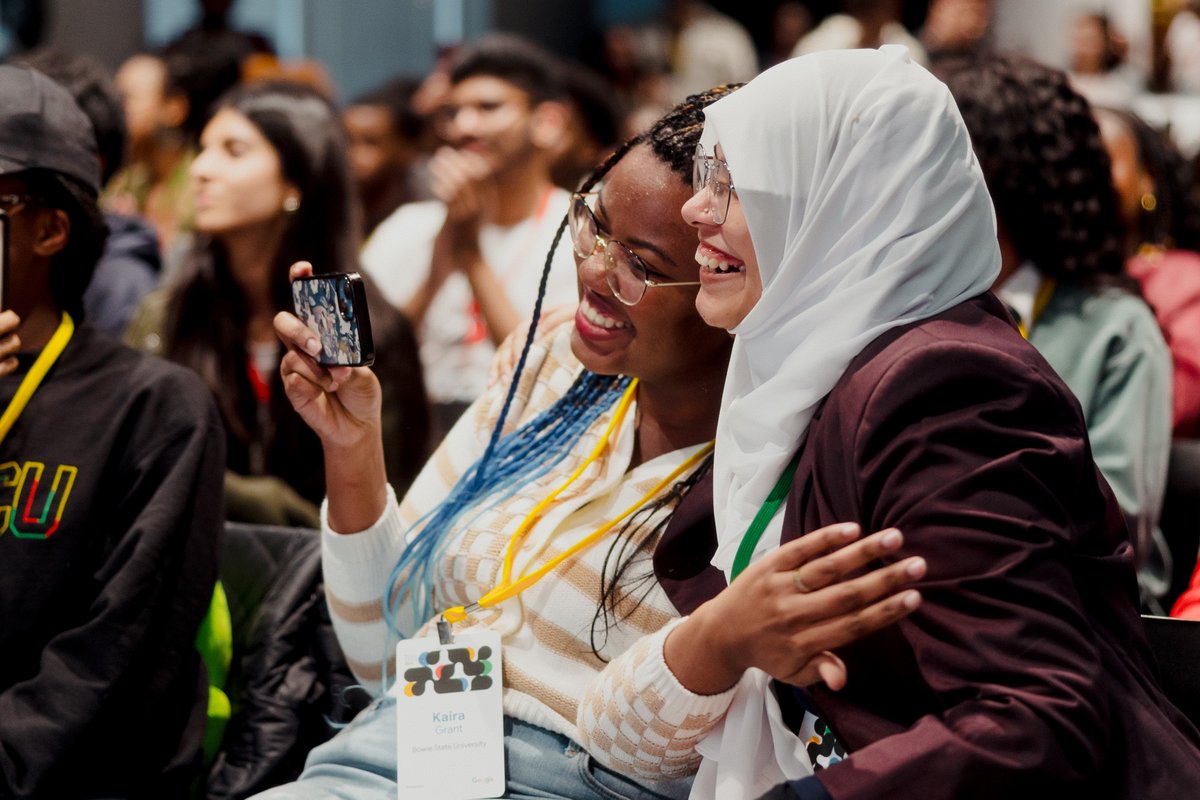 googlestudents's tweet image. Last month, we hosted our 3rd annual Google HBCU Hackathon for over 80 students from four HBCUs. Outside of the competition, attendees were also able to network with Googler volunteers &amp;amp; mentors. Congratulations to our winners from Howard University and Bowie State University!