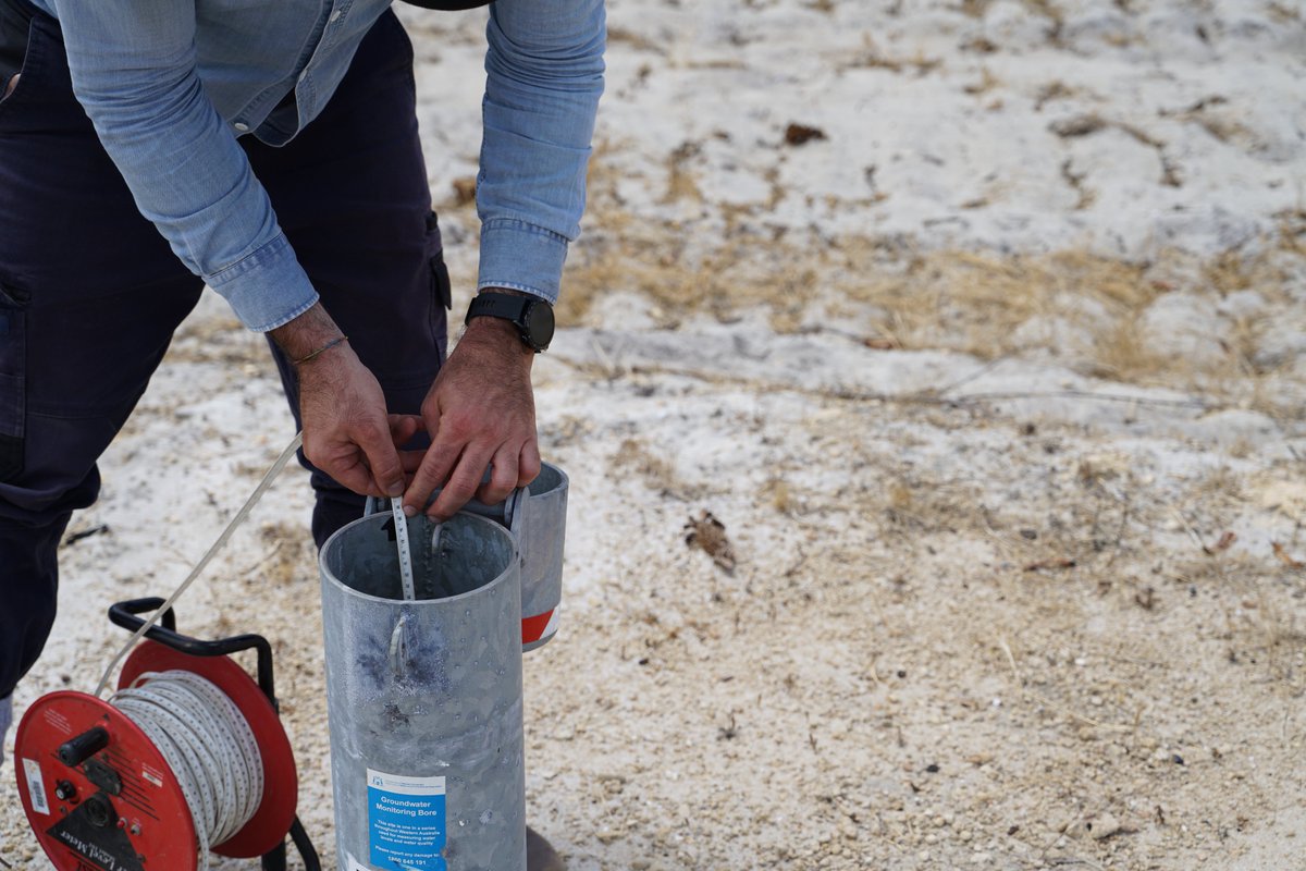 WA's shorter, drier winters are giving us 15-20% less rain, but our groundwater relies on rain to refill it 💧

CWSS and collaborators recently showed that our groundwater is being left low and dry - by up to a 70% drop in refill🏞️

Read about it here 🔽
uwa.edu.au/news/article/2…