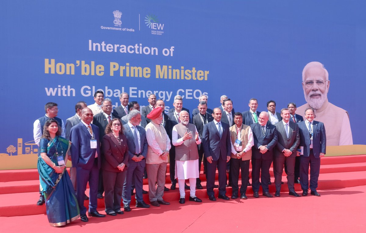 In this photo, our founder Anil Chalamalasetty,is captured alongside the hon'ble PM Shri Narendra Modi Ji & hon'ble Union Minister Shri Hardeep Singh Puri Ji. This moment occurred during the hon'ble PM’s interaction with global Oil & Gas CEOs at the recently held @IndiaEnergyWeek