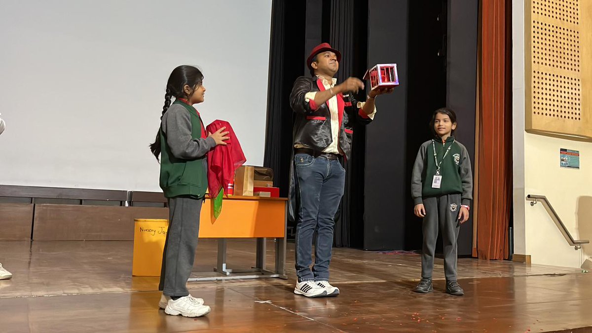 dpsgbn's tweet image. #MagicFun #UnforgettableMoments