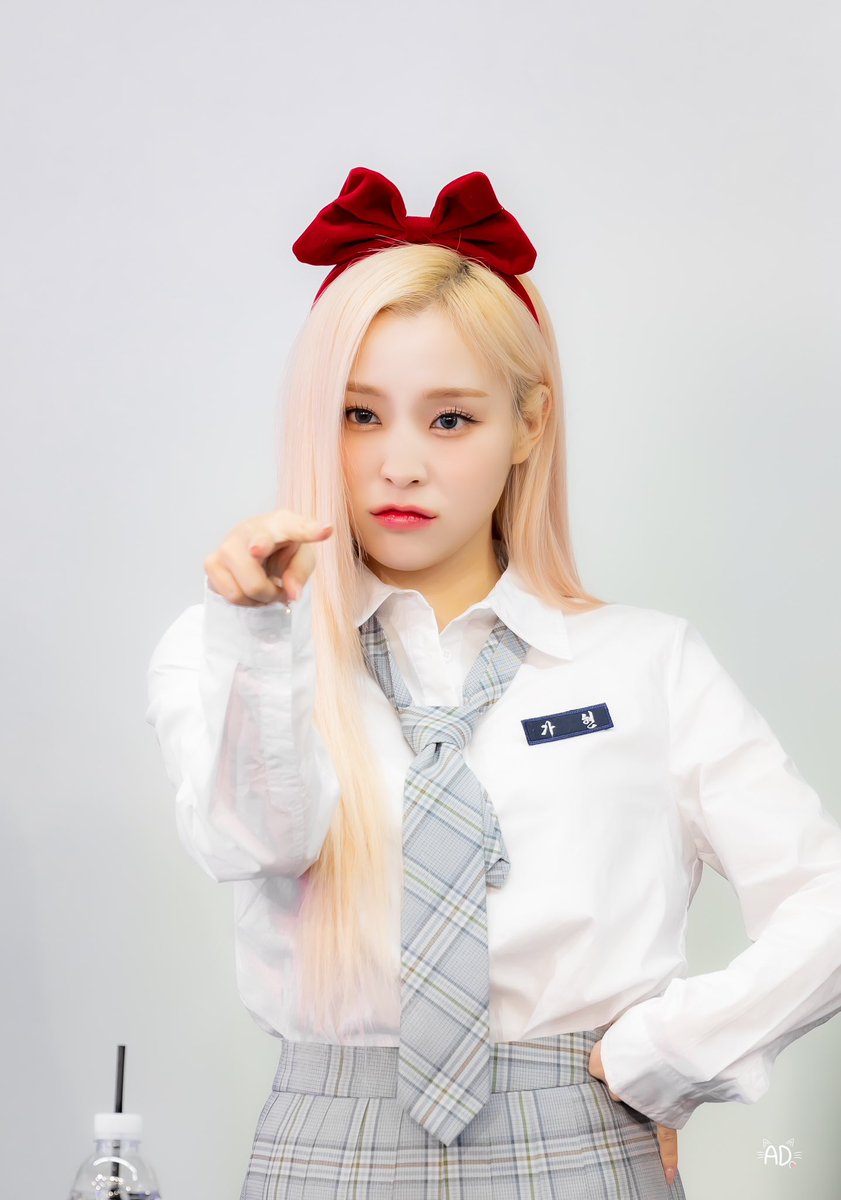 240127 - 시그 팬 싸인회

이쁘다. 이쁘다. 이쁘다. 우리 가현이❤️
잘한다. 잘한다. 잘한다. 우리 가현이✨

#드림캐쳐 #Dreamcatcher 
#이가현 #가현 #GAHYEON