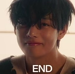 barbietaejin's tweet photo. smile at the end https://t.co/a4hTpcqHX8