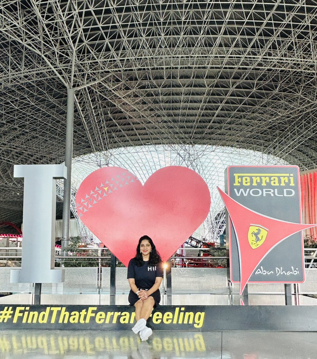 Find that Ferari Feeling 😍😎 . Good morning friends 🥰 Love you all . #FerariWorld #ferariworld #ferariworldabudhabi #goodmorning