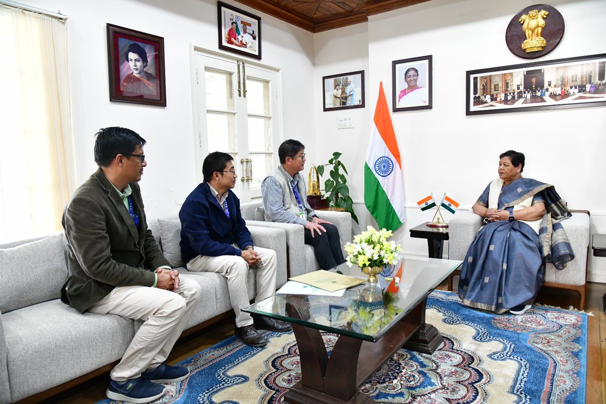 A NABARD team, led by its DGM Mr. Bending Aier and two Managers, met with Manipur Governor Miss @AnusuiyaUikey at Raj Bhavan. They requested the release of the State Focus paper 2024-25 at her convenience.