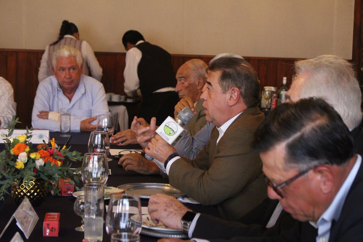 AGVM1's tweet image. #AGVM | Junta de Consejo y Presidentes de Comité de Golf con sede en el #ClubDeGolfSanCarlos 🏆 ✨
¡Seguimos creciendo!⛳

#Infogolf #FEDMEXGOLF #FMG #ValleDeMexico #ZonaValle #ClubesDeGolf #TodosSomosFederacion #golfistas #golf #golfer #golfersofinstagram #golferslife
