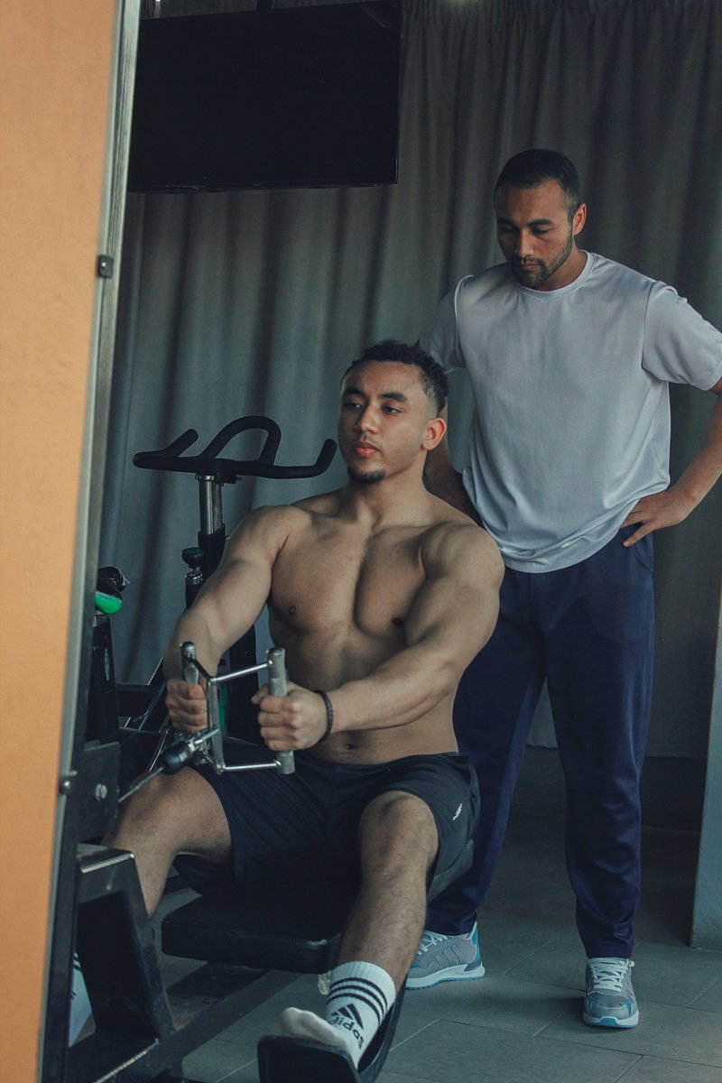 AlSarhanWs's tweet photo. Peeled ๐ฅฉ๐ช
#cutting #Bulking #Balk #classicphysique #powerlifting #bodybuilding #gymlife #hulk #chestworkout #trending #ftness #viral #Hero #EGYPTIAN #EGYPT . https://t.co/mO7iFvJq9E