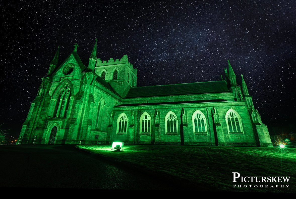 #SaintPatricks #Churches in #Armagh lit up green for #StPatrickDay @WeatherCee @angie_weather @barrabest @LoveBallymena @downarmaghevent @ArmaghPlanet @annlizkelly