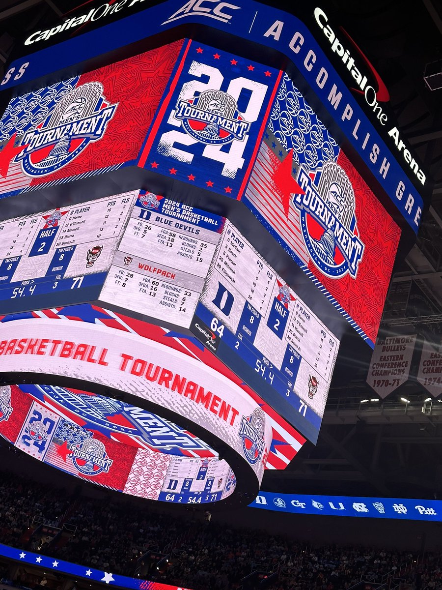 Let’s go Pack! ❤️🐺 We advancing…🏀