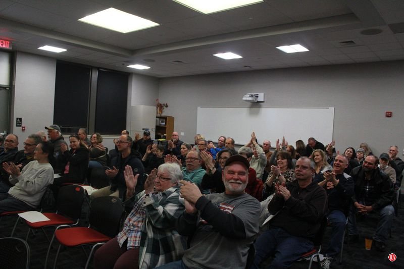 Naugatuck says no to proposed 271-unit complex dlvr.it/T45Clk