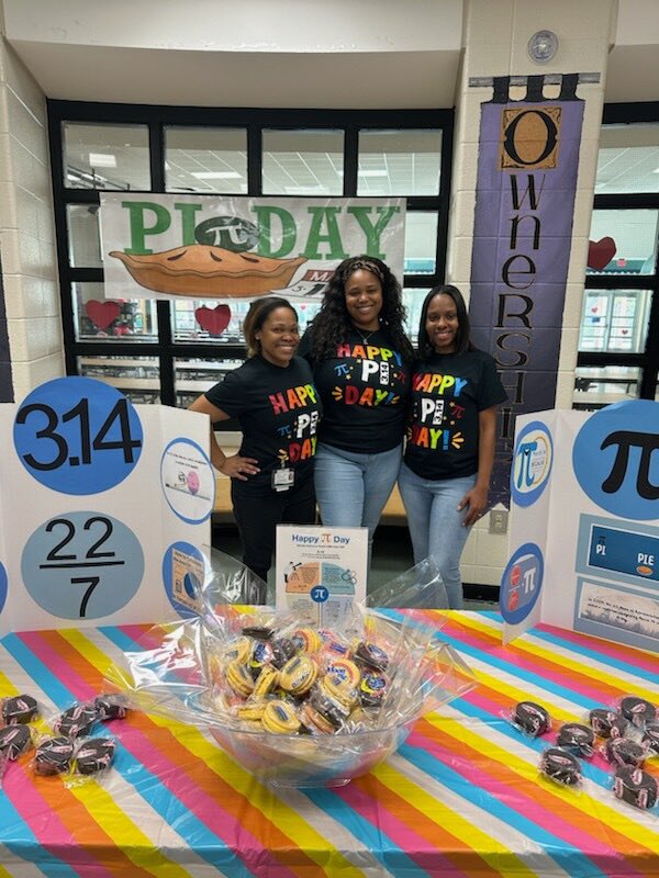 MathCoachHEH's tweet image. Math teachers look forward to this day. Happy Pi Day! @HEHElementary @ic_rock